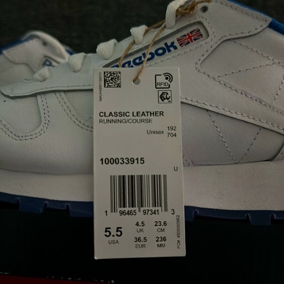 Reebok Classic Leather Running shoe - Picture 3 of 6